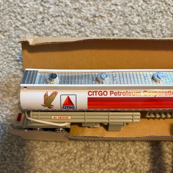 411eb558-ce4c-5549-987c-  Vintage CITGO Toy Tanker Truck NEW Gas Oil White